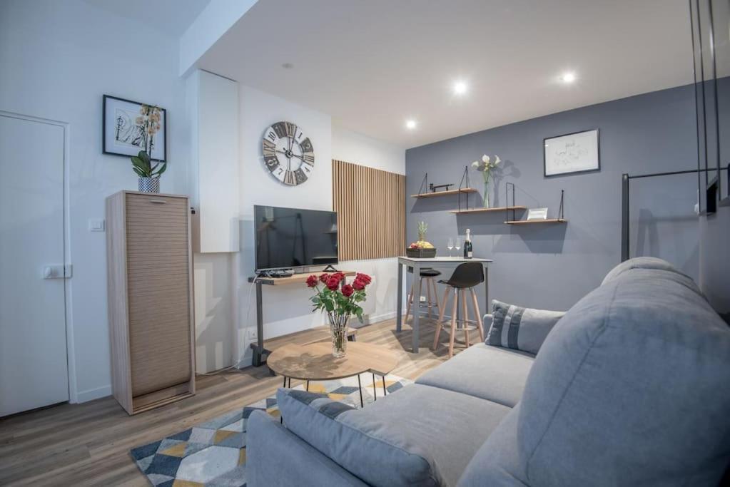 L'Espine Apartment อองเชร์ ภายนอก รูปภาพ